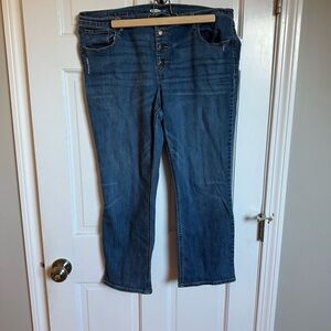 Old Navy Women's Straight Leg Jeans in Denim Blue